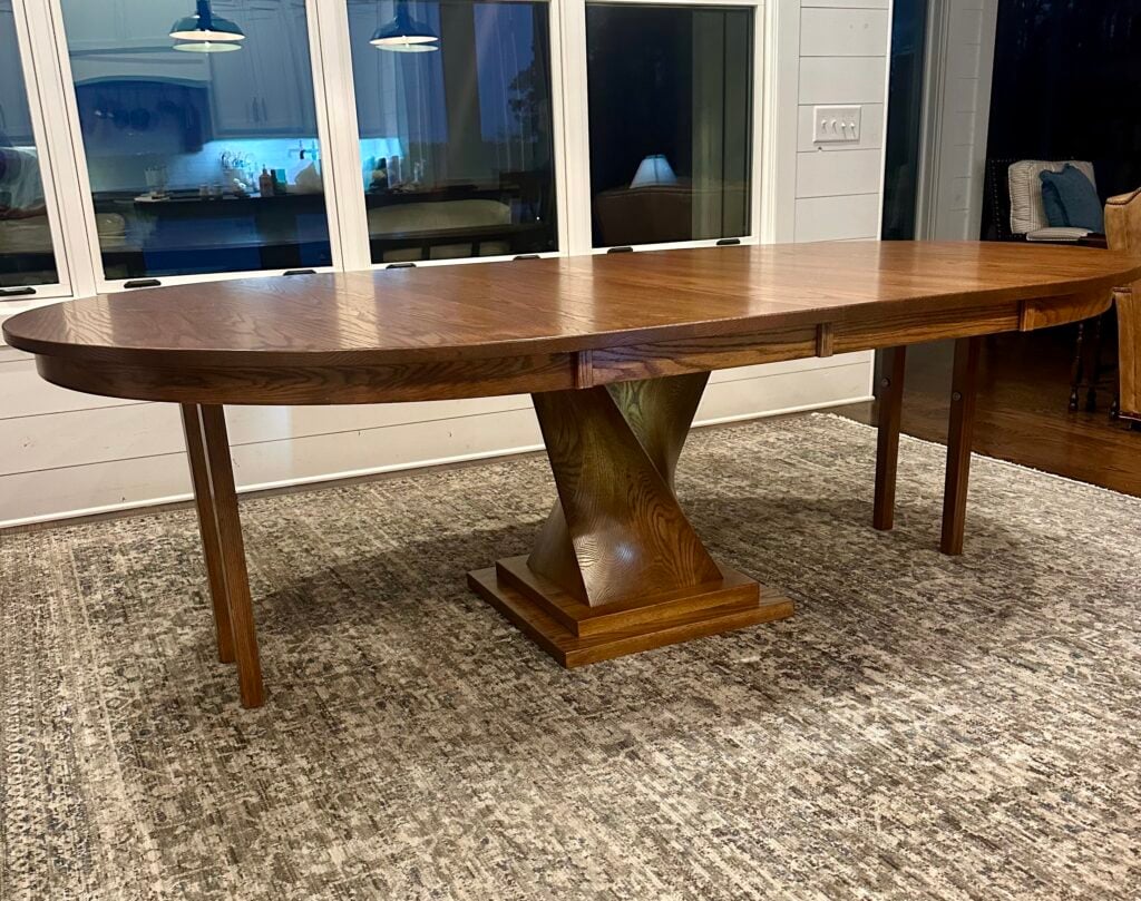 Oak wood with sealy stain