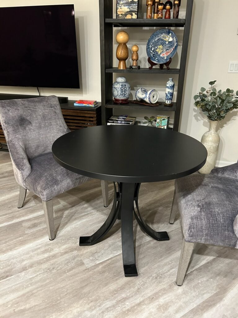 Muted black Round Table