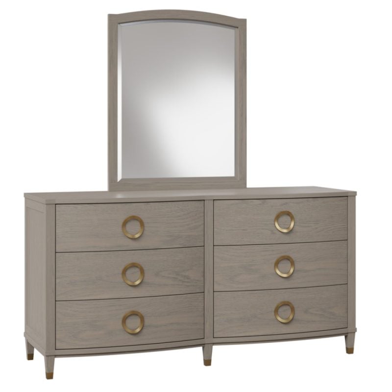 Chloe Dresser