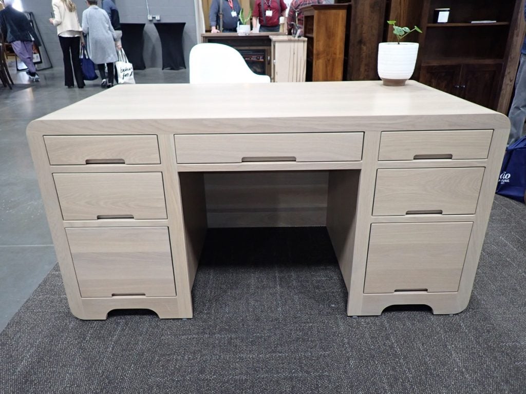 Americana Executive Desk