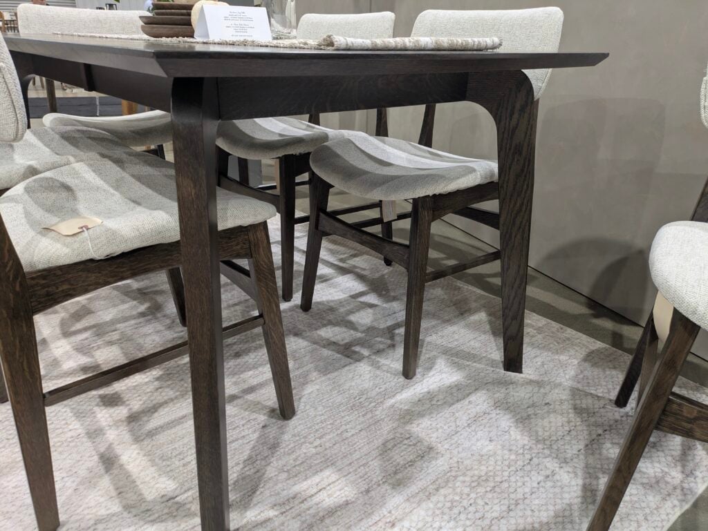 Shown in Quarter Sawn White Oak Shadow Stain