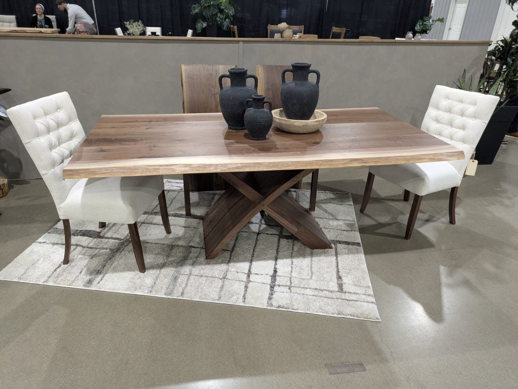 Rustic Walnut, Natural