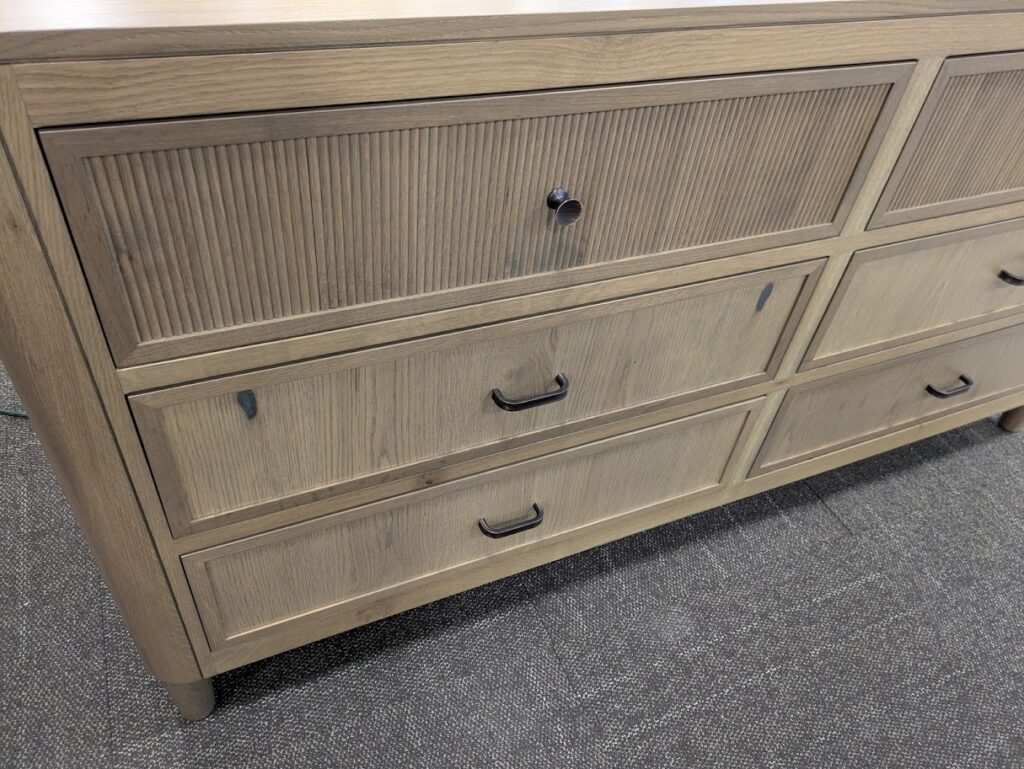 Shown in Rustic Quarter Sawn White Oak