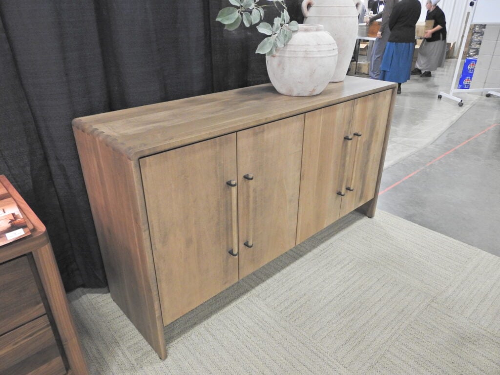 Shown in Rustic Walnut Natural Stain